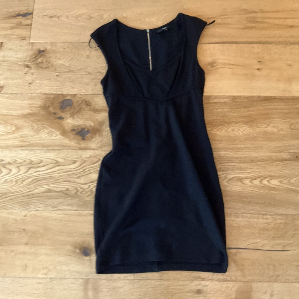 Tart ribbed midi dress in black